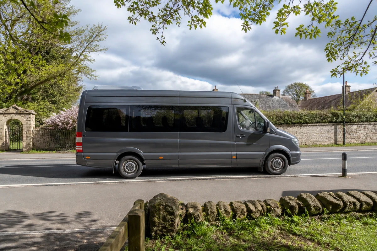 17 Seater Minibus Hire